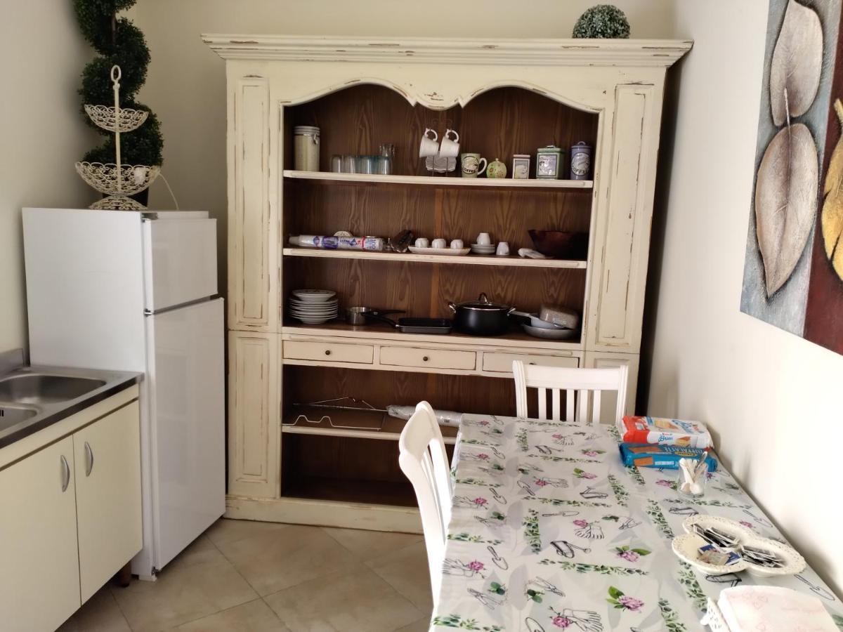 Palazzo Costantini Bed and Breakfast San Donato di Lecce Εξωτερικό φωτογραφία